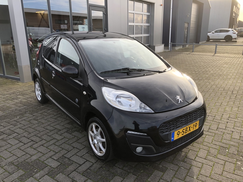 Peugeot 107 1.0 envy