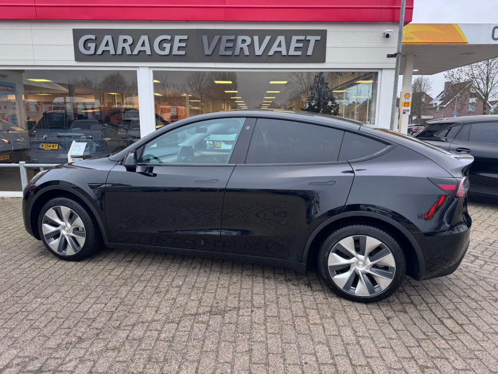 Tesla Model Y long range awd 75 kwh