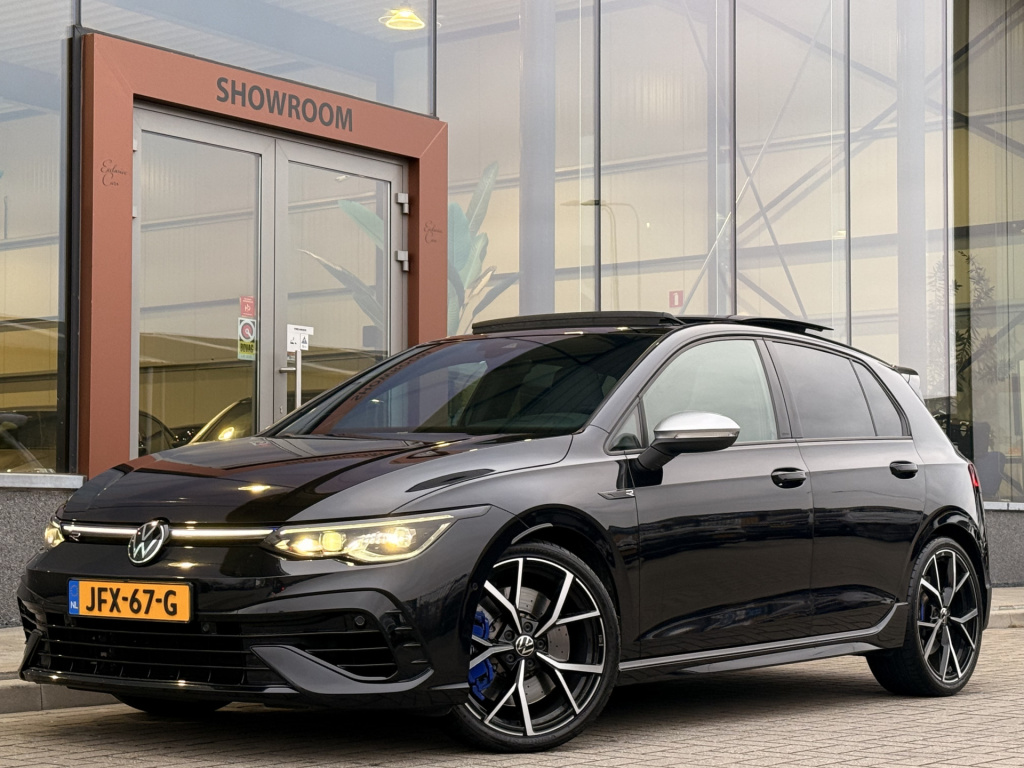 Volkswagen Golf 2.0 tsi r 4motion | pano | harman / kardon | stage 1+ 380pk | akrapovic |