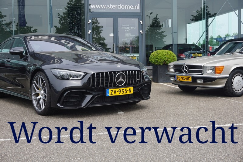 Mercedes-Benz Glc 300e 4matic amg line l airmatic l panoramadak l meesturende achteras l memory l mbux l digital light l 360 gr camera l distronic l keyless go l techniek pakket l night pakket l thermotronic airconditioning l trekhaak wegkl...