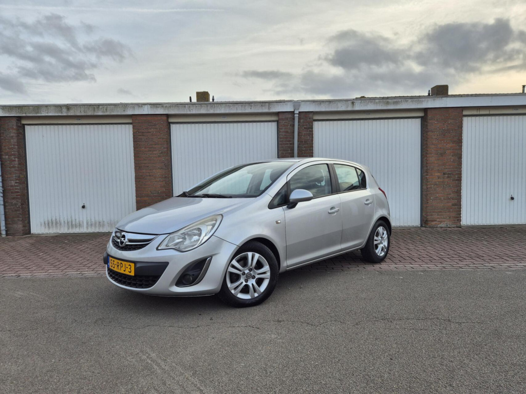 Opel Corsa 1.3 cdti ecoflex s/s connect edition / coc aanwezig