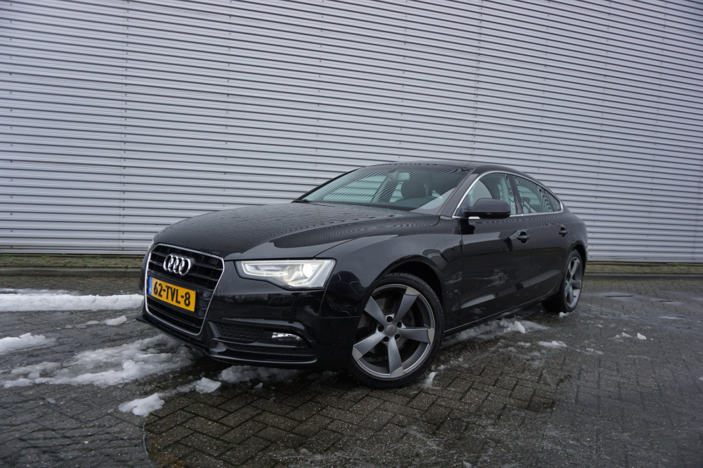 Audi A5 sportback 1.8 tfsi pro line - climate / navi / cruise / stoelverw. / parkeersens. trekhaak / nap