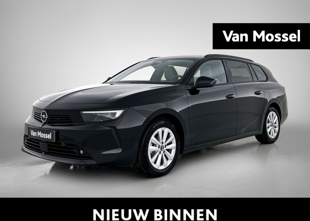 Opel Astra sports tourer 1.2 turbo business edition