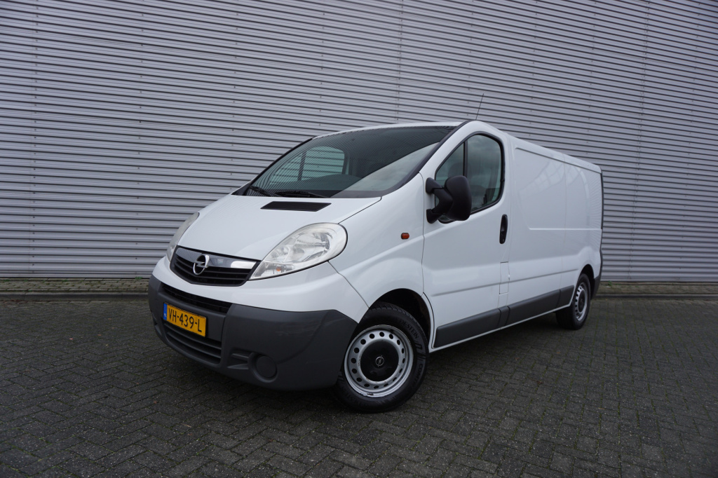 Opel Vivaro 2.0 cdti l2h1 airco / cruise / leder / elektr. ramen / trekhaak / nap