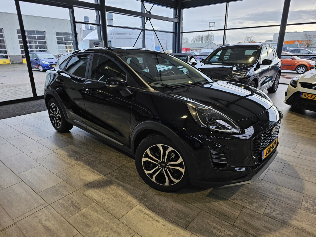 Ford Puma 1.0 ecoboost hybrid titanium