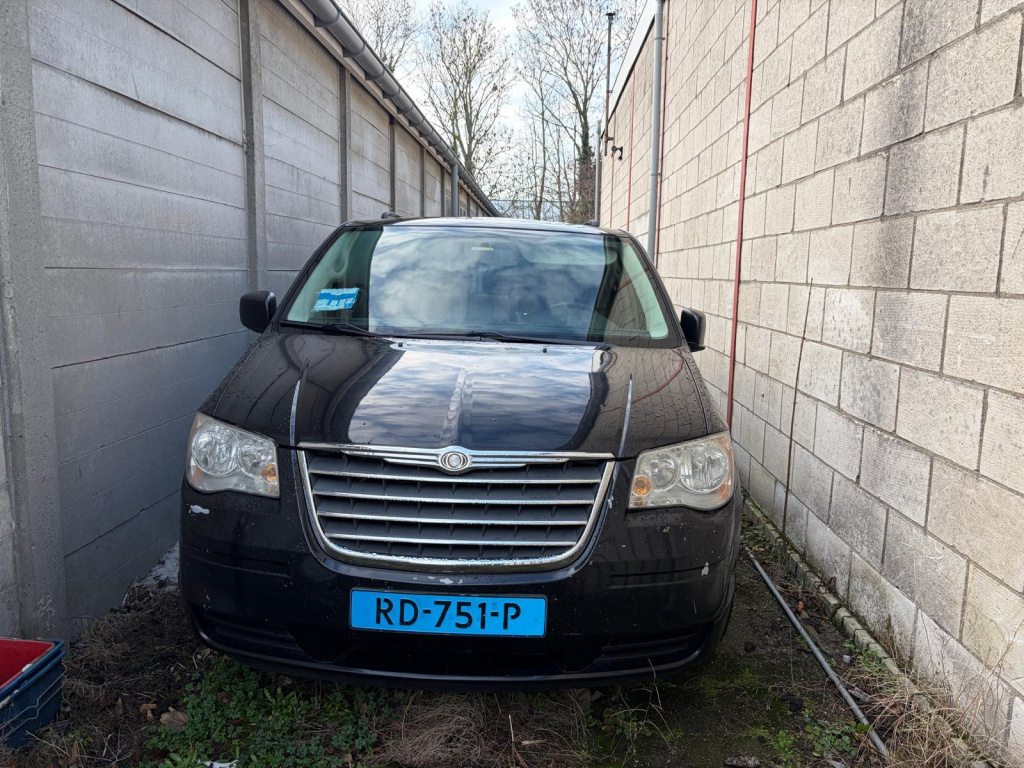 Chrysler Grand Voyager 2.8 crd limited/export/handel/lees tekst/read tekst!/