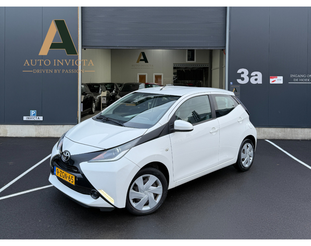 Toyota Aygo 1.0 vvt-i x-play