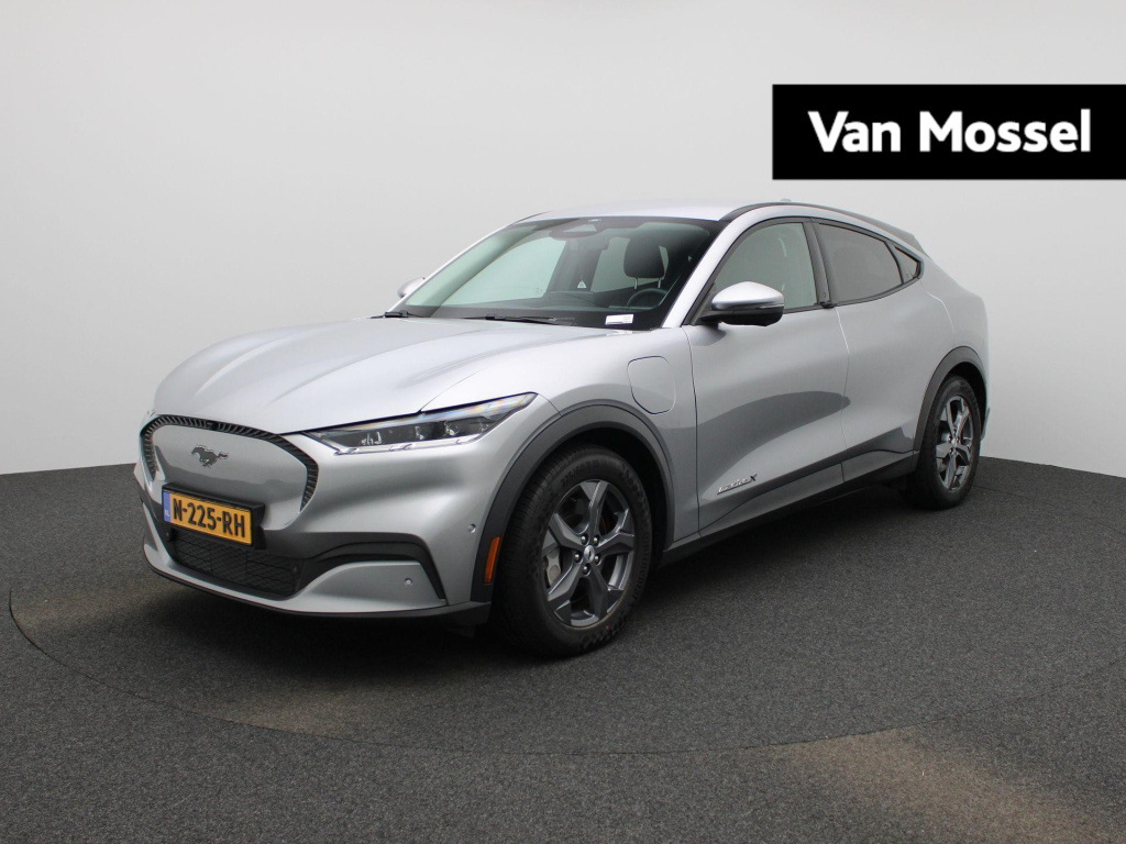 Ford Mustang Mach-e extended rwd 98 kwh | automaat | navigatie | 360 camera | keyless | stoel- stuurverwarming | cruise control | elektrische achterklep | bang & olufsen | apple carplay | android auto | lichtmetalen velgen |