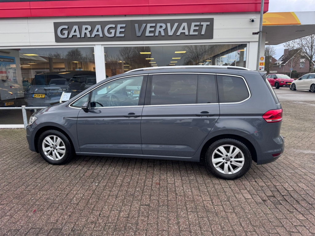 Volkswagen Touran 1.5 tsi highline