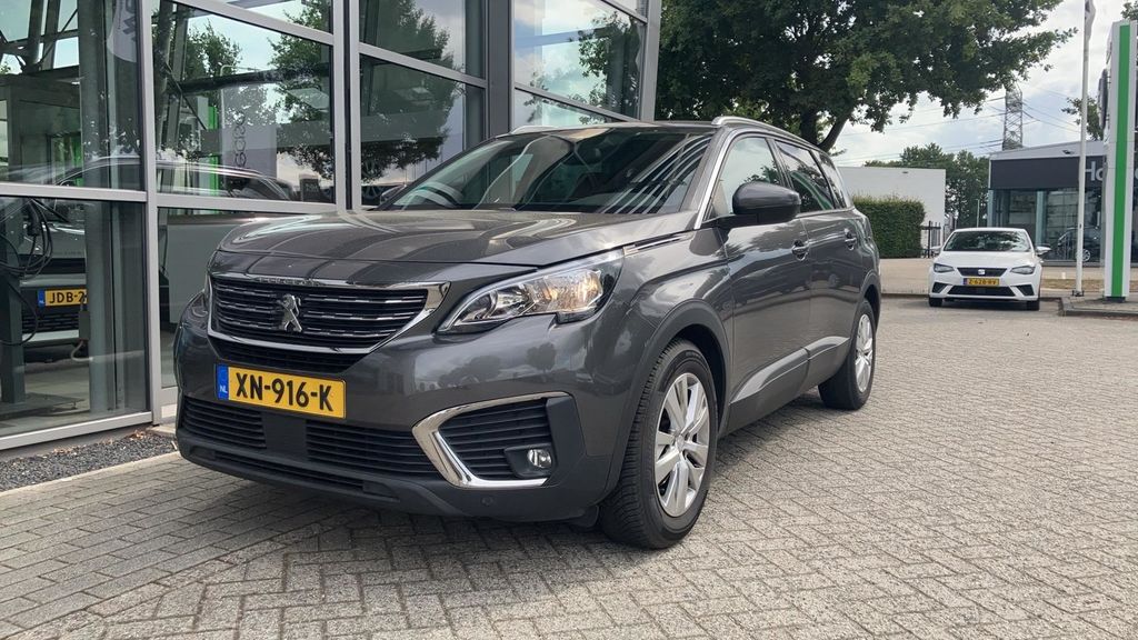 Peugeot 5008 blue l. executive 1.2pt-130pk (vol)automaat(eat8) 7-persoons | met vol-leer | trekhaak | navigatie&applecarplay&androidauto | parkeerhulp&camera