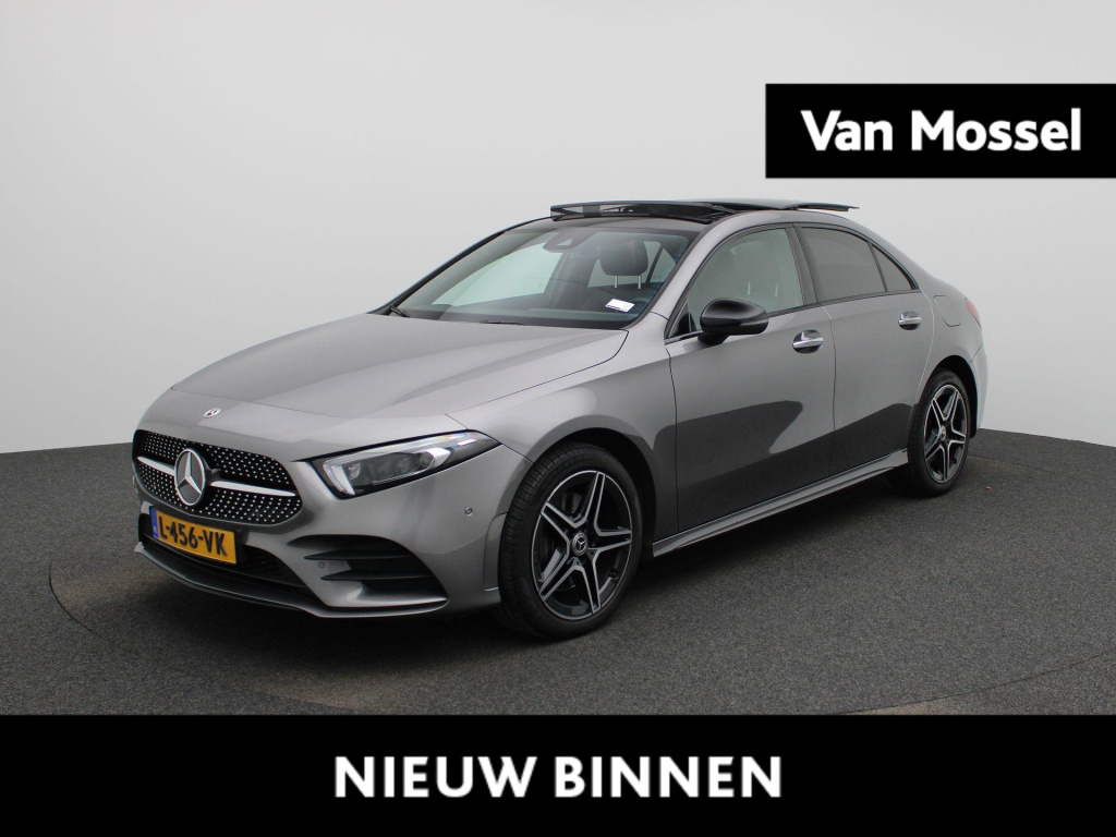 Mercedes-Benz A-Klasse 250 e business solution amg limited | automaat | panoramadak | navigatie | bluetooth | camera | stoel verwarming | cruise control | memory seats | lichtmetalen velgen |