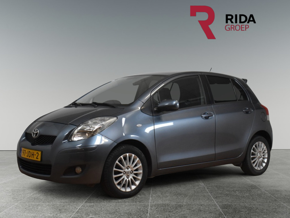 Toyota Yaris 1.3 vvti dynamic