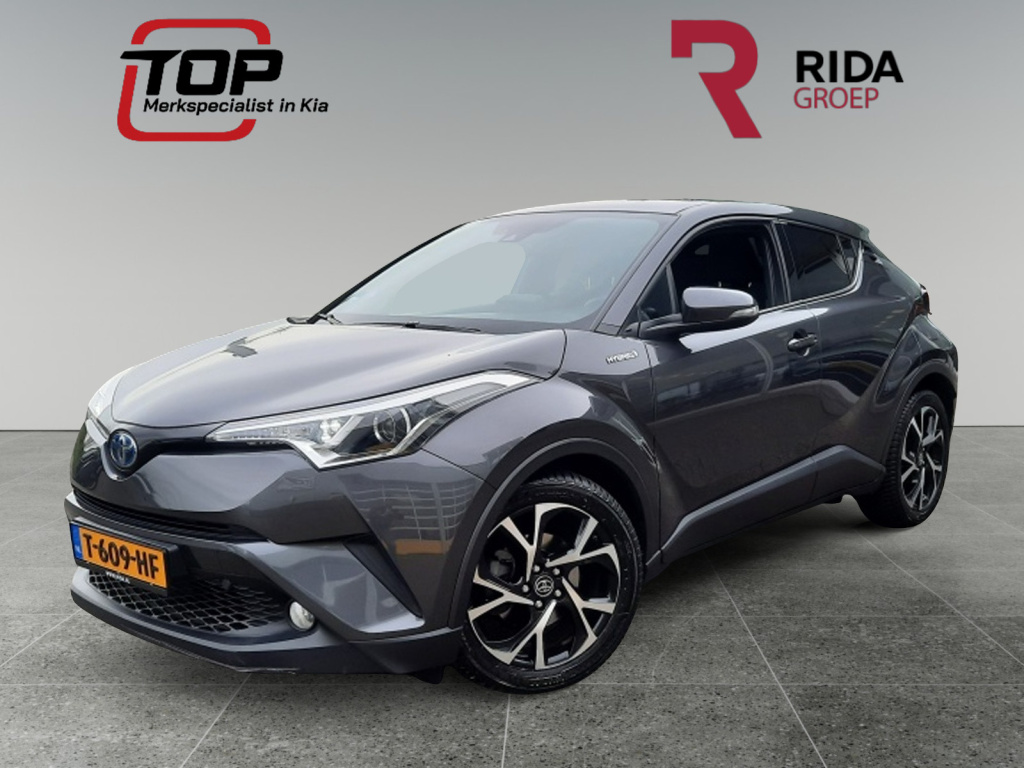 Toyota C-hr 1.8 hybrid bus intro