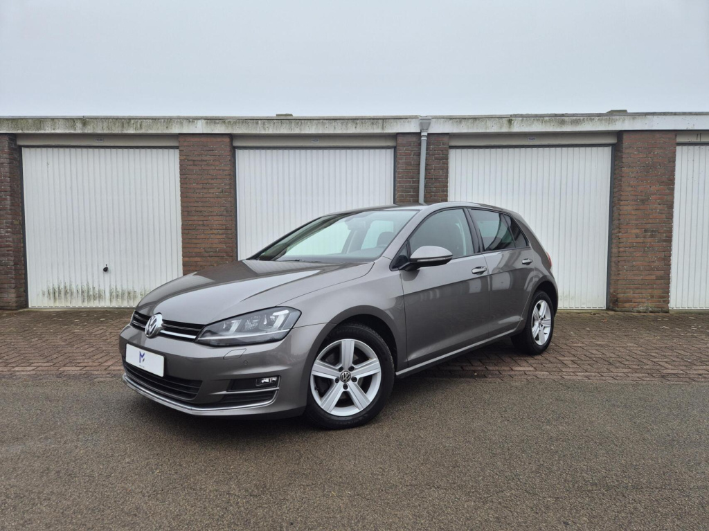 Volkswagen Golf 1.4 tsi highline / 5-deurs / massagestoel / cruisecontrol / stoelverwarming
