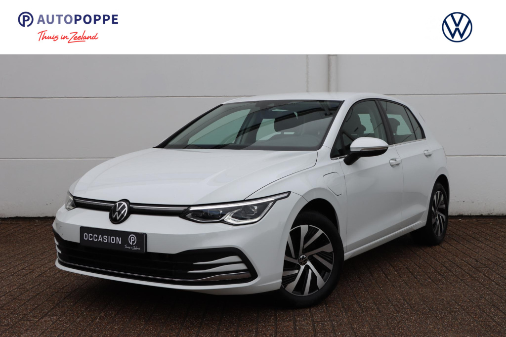 Volkswagen Golf 1.4 ehybrid style 204pk dsg6 | memory/massagestoelen | stuur/stoelverwarming | navigatie | carplay