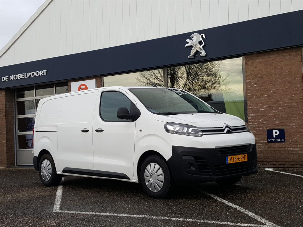 Citroen Jumpy gb l2 club/m/1.5 bluehdi 120pk s&s 3-zits navigatie | airco | cruise control | parkeersensoren | vloerplaat | zijschuifdeur | bluetooth