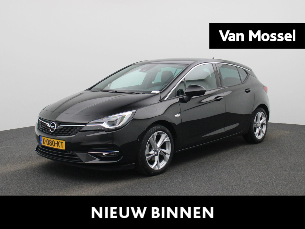 Opel Astra 1.2 elegance | lmv | parkeer sensoren | camera | cruise control | dab | apple carplay | navigatie | agr stoelen