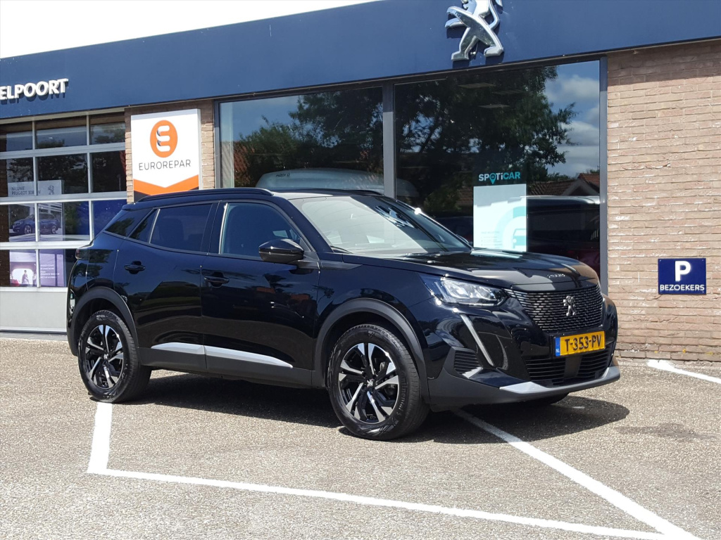 Peugeot 2008 allure pack 1.2-100pk navigatie | keyless entry | applecarplay & androidauto | camera & parkeersensoren achter | cruise & climate control