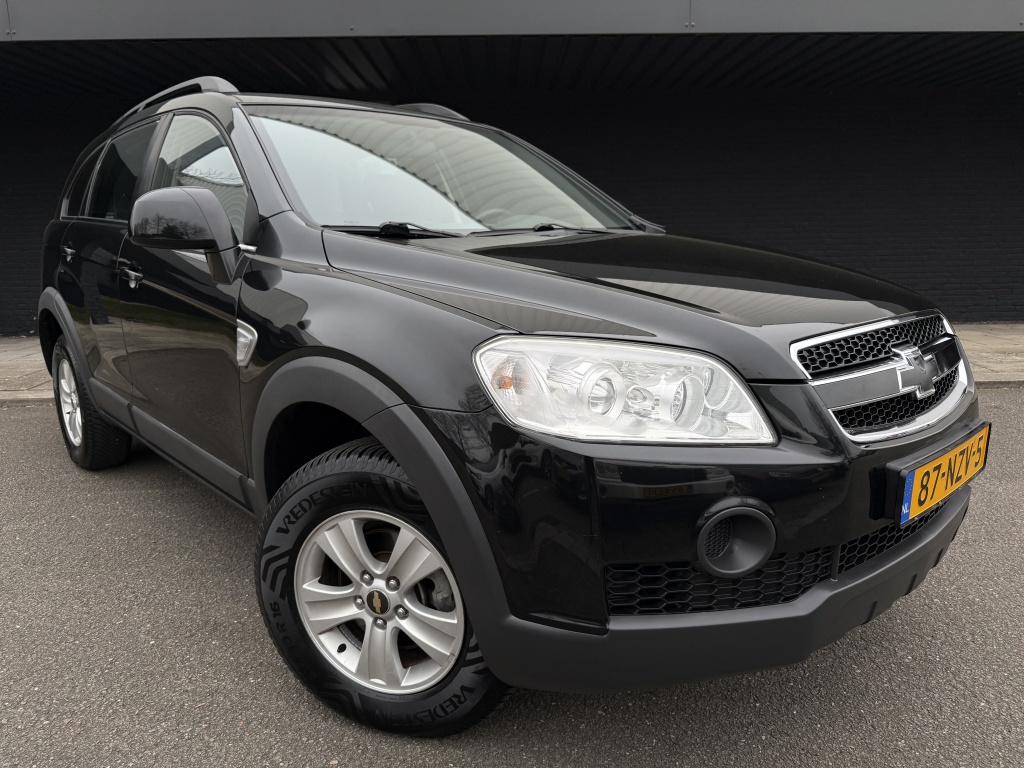 Chevrolet Captiva 2.4i shadow 2wd
