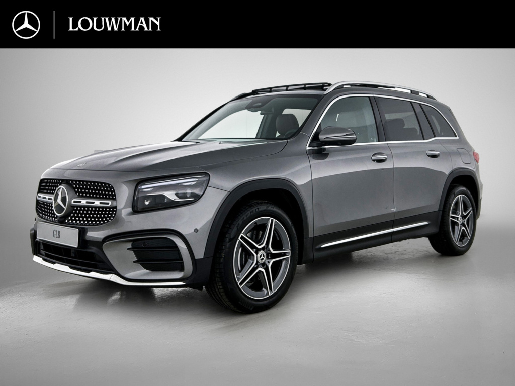 Mercedes-Benz Glb 200 business solution amg 7p. | premium plus | winterpakket | trekhaak | head-up display | 360°-camera | panoramaschuifdak | derde zitrij | sierdelen in star pattern | guard 360 ° vehicle protection plus |