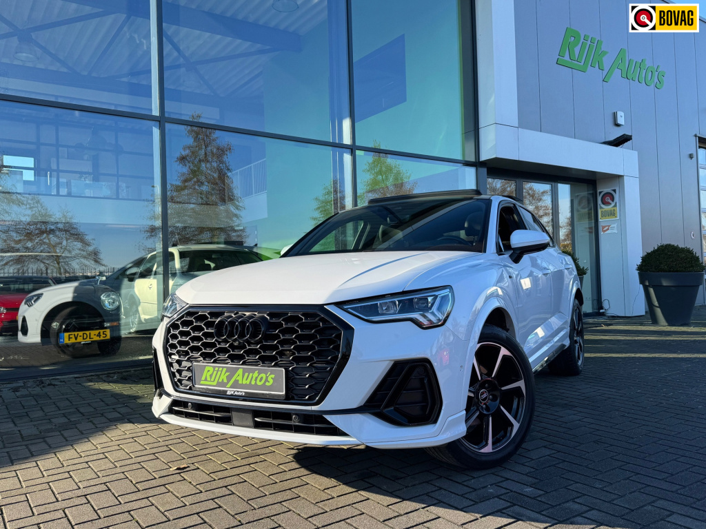 Audi Q3 sportback 35 tfsi s edition * panoramadak * 360 camera * trekhaak