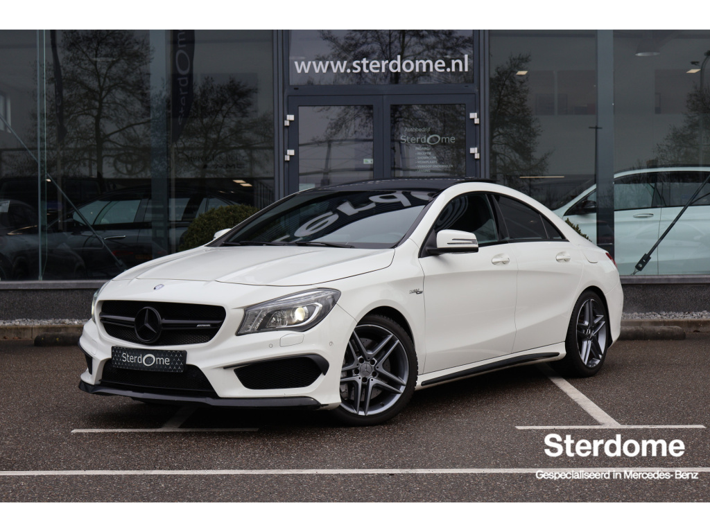 Mercedes-Benz Cla amg 45 4matic l 361 pk l dealer onderhouden l panoramadak l performance stoelen l led l thermotronic l pts l navi l