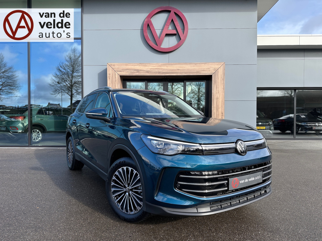 Volkswagen Tiguan 1.5 ehybrid elegance 204pk | trekhaak | 360 camera | dode hoek | elek. klep | incl. verlengde garantie