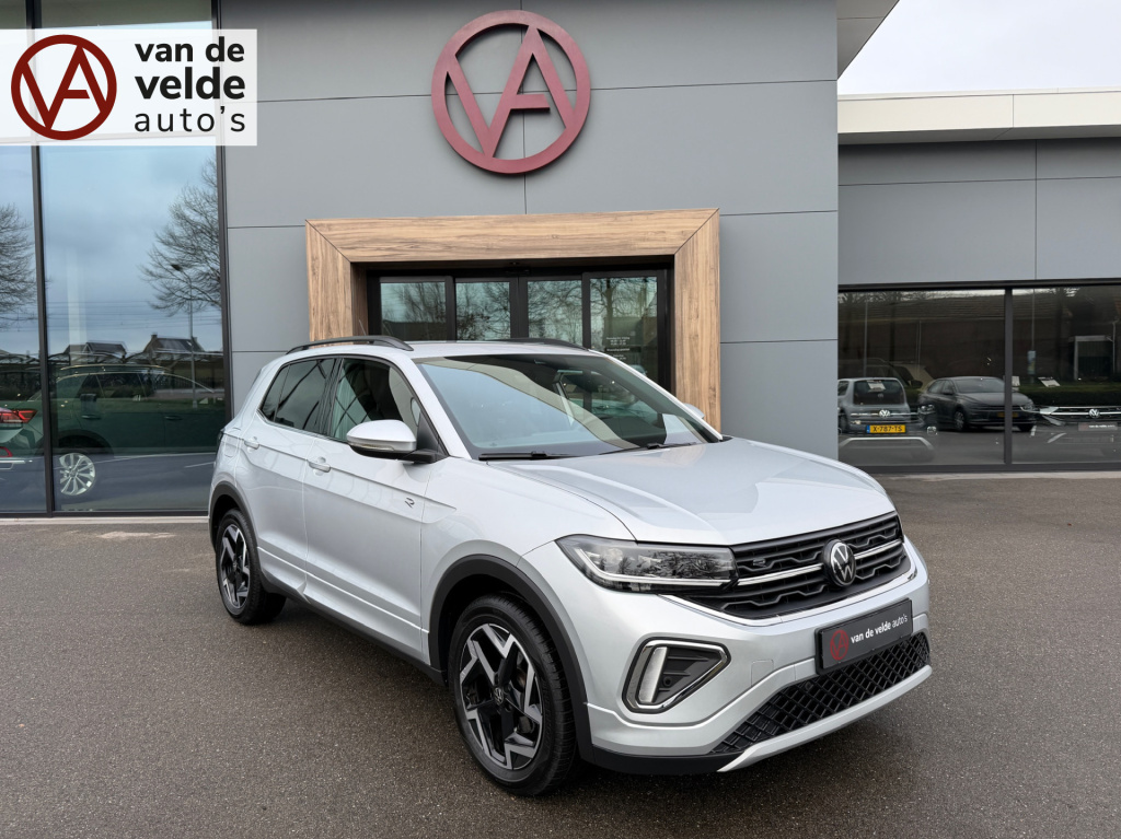 Volkswagen T-cross 1.5 tsi 150pk dsg r-line | camera | trekhaak | navi | iq light | rijklaar incl. garantie