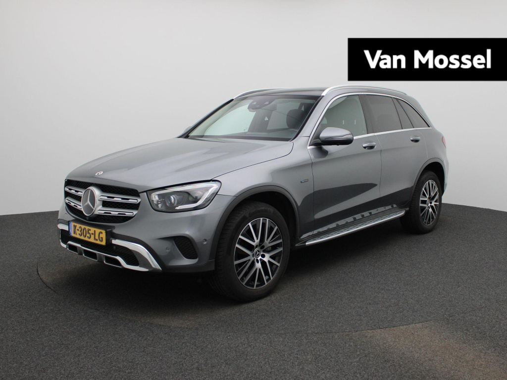 Mercedes-Benz Glc 300e 4matic business solution luxury | automaat | panoramadak | burmester | matrix led | adaptive cruise control | 360 camera | navigatie | virtual cockpit | sfeerverlichting | elektrische achterklep | climate control | le...
