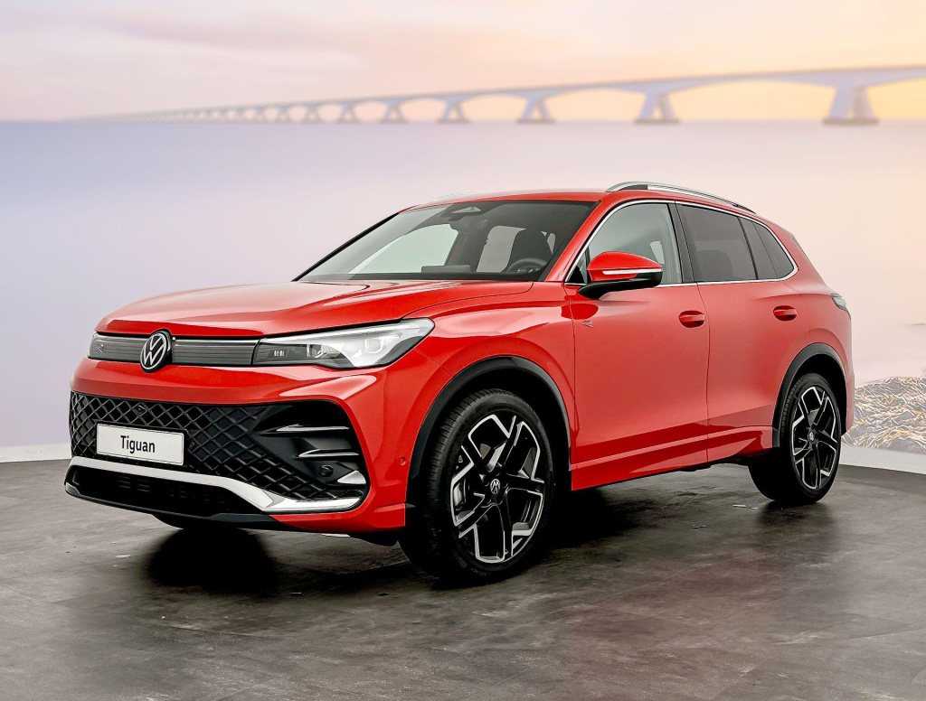 Volkswagen Tiguan 1.5 etsi r-line edition dsg7 150pk black style