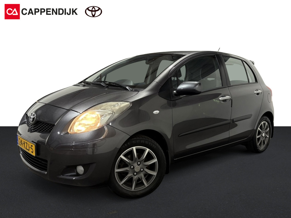 Toyota Yaris 1.3 vvti aspiration | clima | trekhaak | lm velgen |