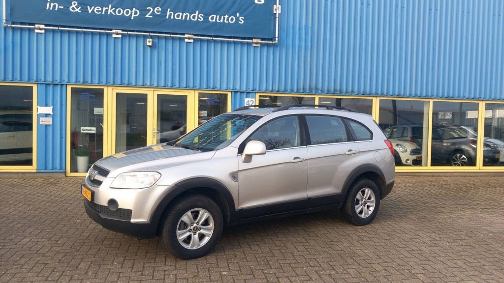 Chevrolet Captiva 2.4 i shadow 2wd