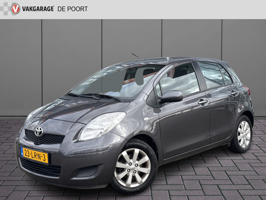 Toyota Yaris 1.3 vvti dynamic | airco | lm velgen
