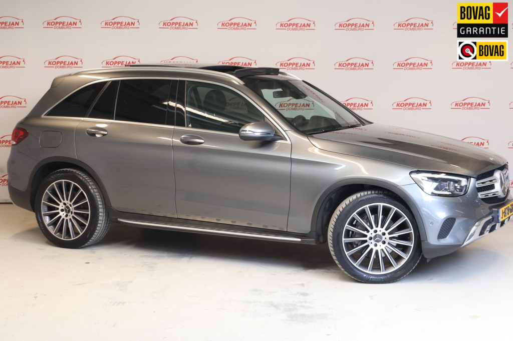 Mercedes-Benz Glc 200 4matic premium plus, panodak, trekhaak, carplay, dealer oh,