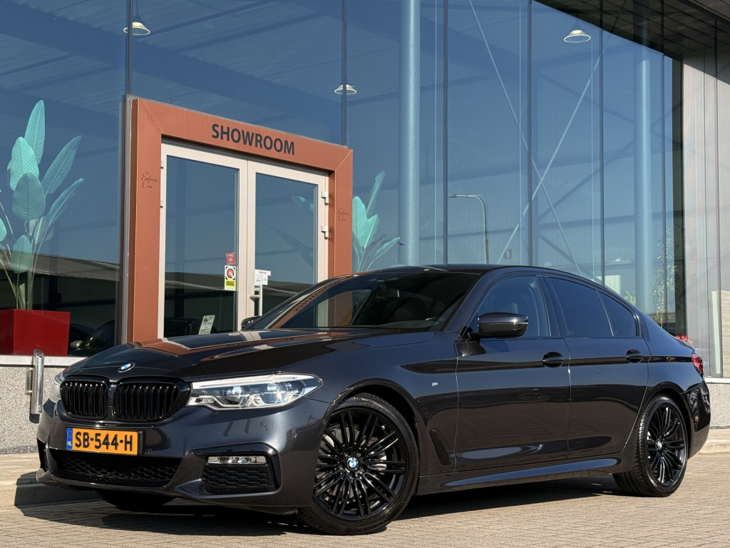 BMW 5 Serie 520i m-sport high executive | led | navi | cruise | achteruitrijcamera | bluetooth |