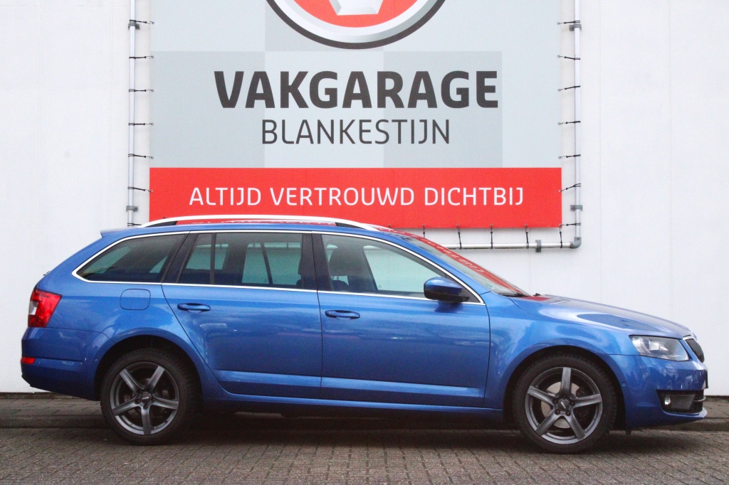 Skoda Octavia combi elegance business 1.4 tsi grt eleg bns