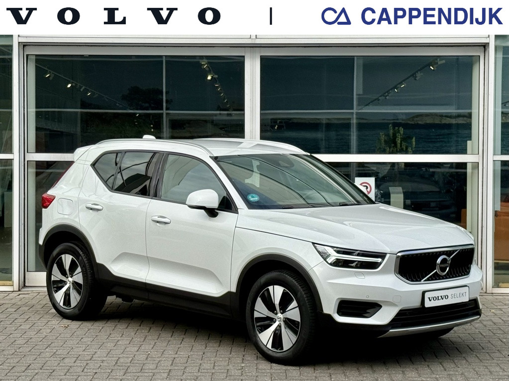 Volvo XC40 t2 129pk aut8 momentum pro| adap.cruise| camera| standkachel| st