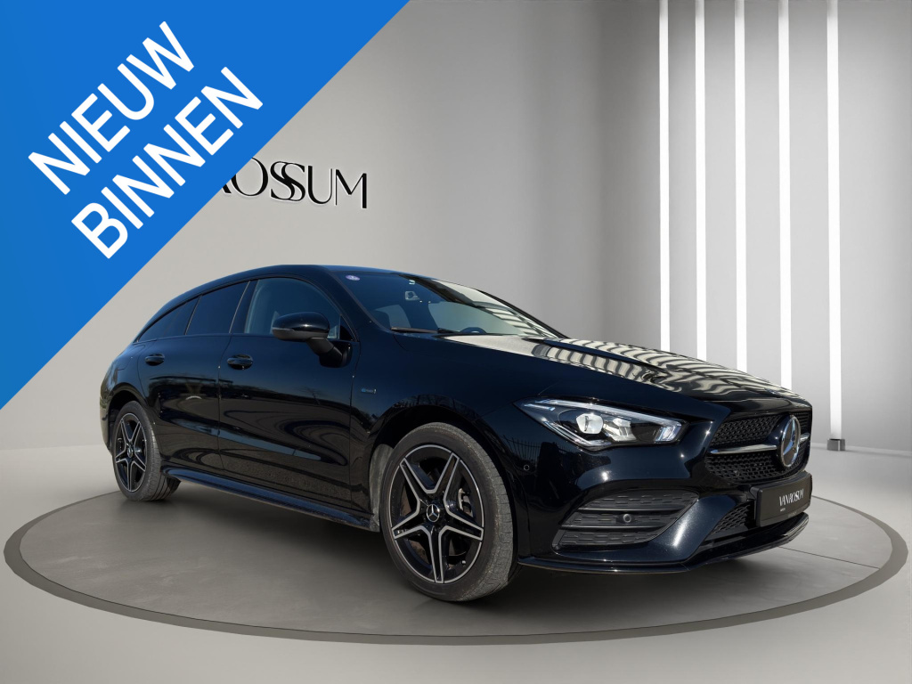 Mercedes-Benz Cla shooting brake 250 e amg line | panoramadak | stoelverw | elektr.klep | apple | camera |