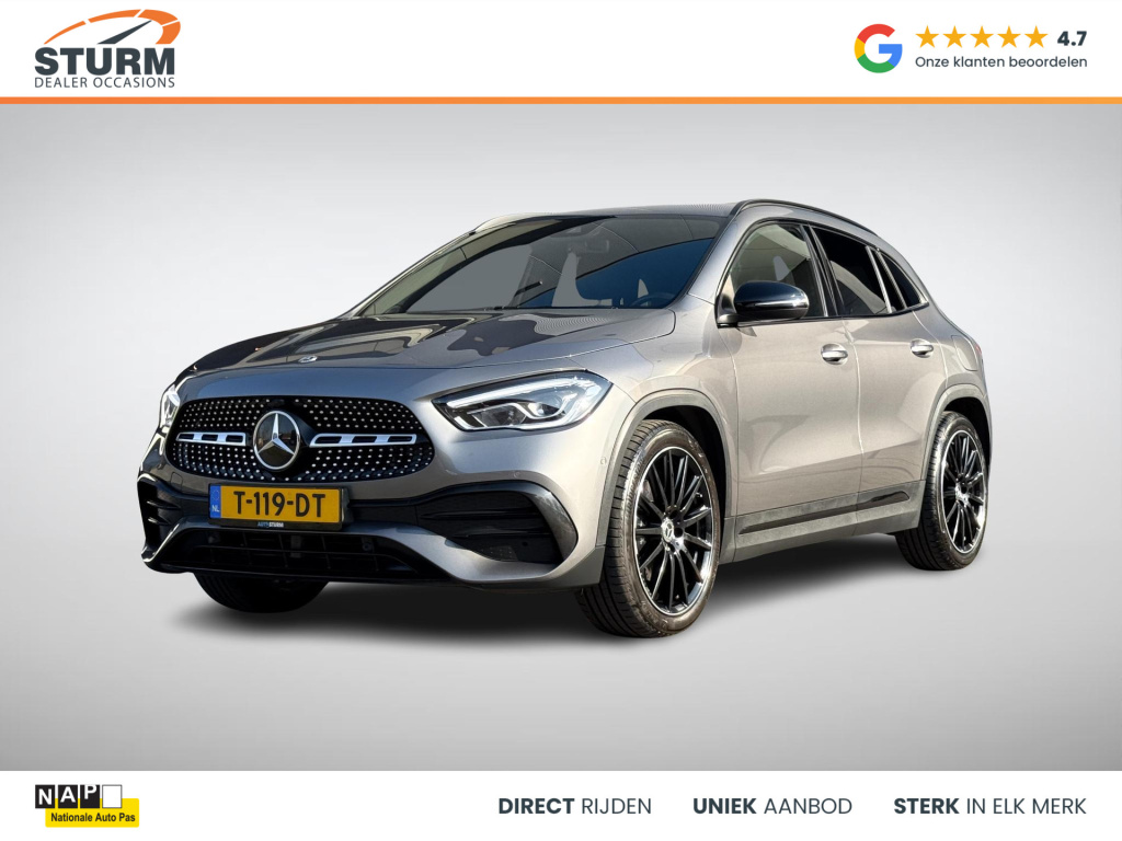 Mercedes-Benz Gla-klasse 180 amg line nl-auto, trekhaak afneembaar np. €60.500!