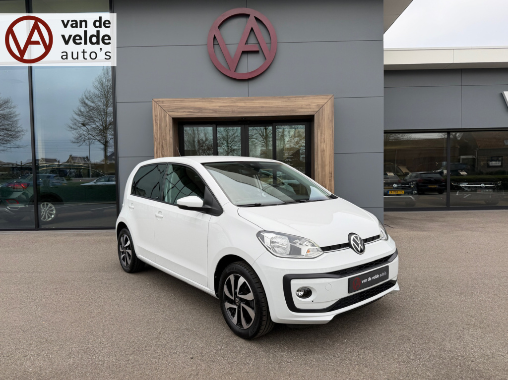 Volkswagen UP! 1.0 active 5-deurs | lichtmetalen velgen | mistlampen | extra getint glas | leder stuurwiel | stoelverwarming | bluetooth | rijklaar incl. garantie