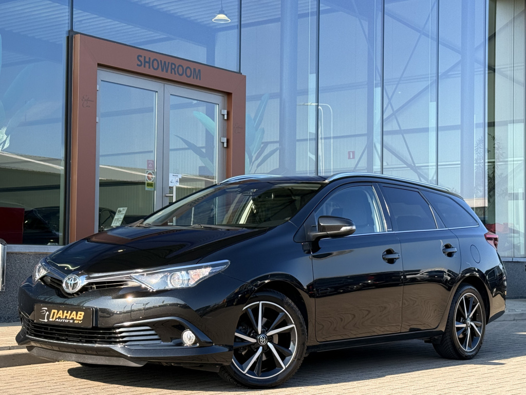 Toyota Auris 1.2 t | cruise | stoelverwarming | lane assist | bluetooth | navigatie | achteruitrijcamera |