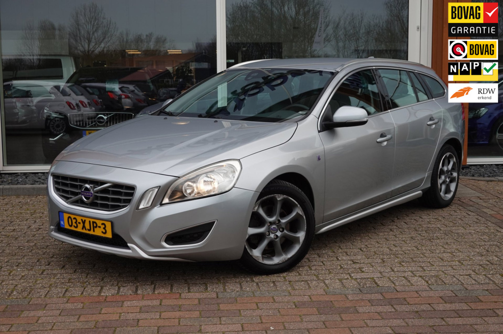 Volvo V60 1.6 t3 150-pk ocean race
