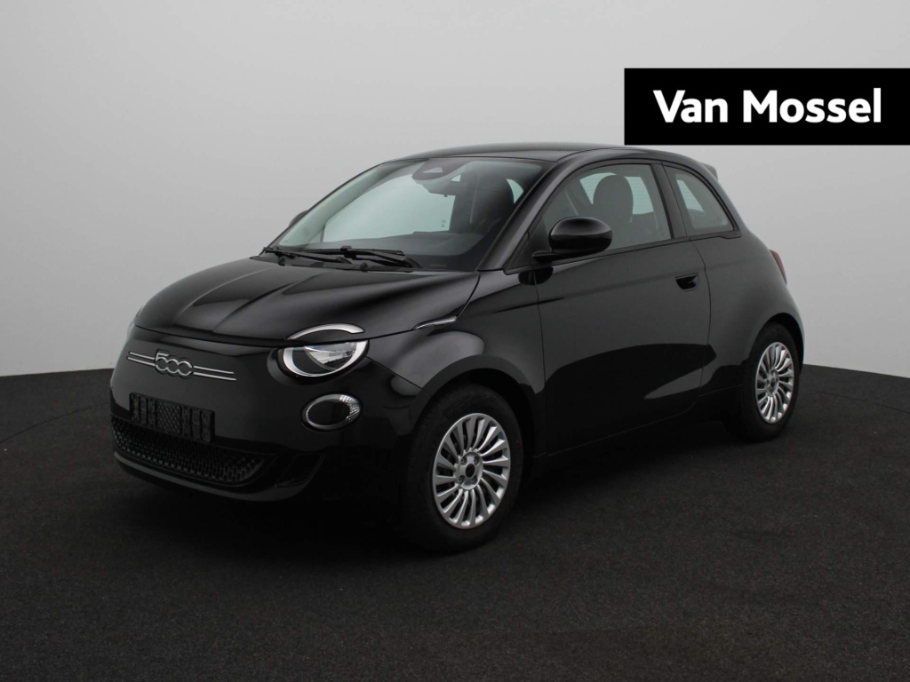 Fiat 500e 42 kwh | apple carplay & android auto | cruise control | climate control | keyless | led | lane assist | dab
