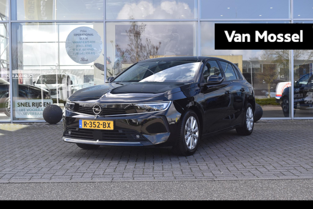 Opel Astra 1.2 edition | climate control | cruise control | parkeersensoren voor + achter | navigatie | apple carplay/ android auto |