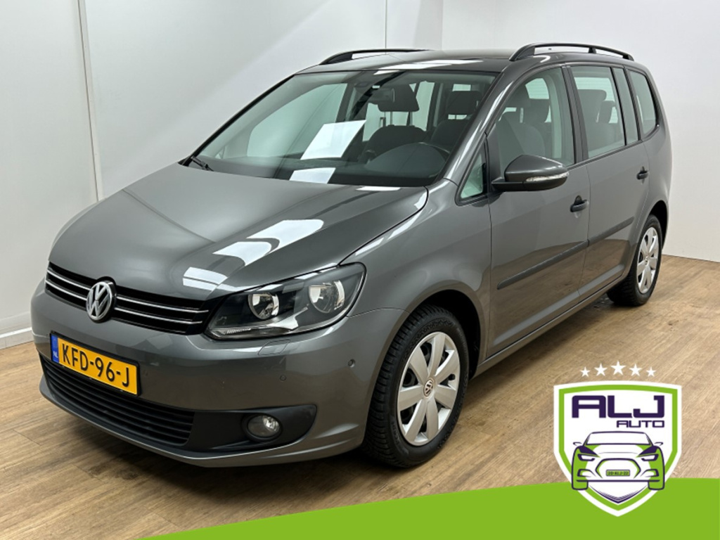 Volkswagen Touran occasion 1.2 tsi highline bluemotion 7p. | grijs | tweedehands volkswagen touran | cruise | airco | bluetooth