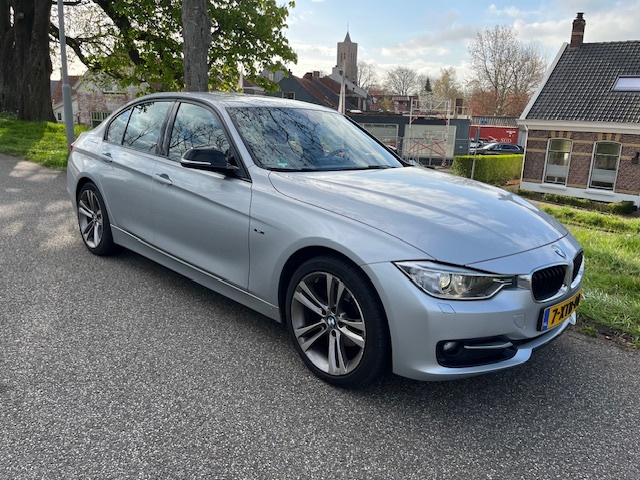 BMW 3-serie 316i high executive