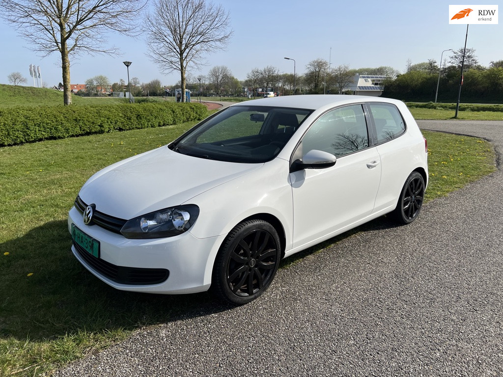 Volkswagen Golf 1.2 tsi trend edition bluemotion