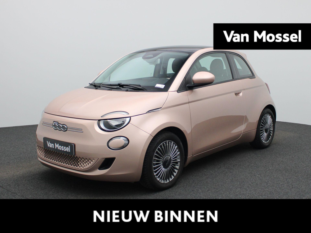 Fiat 500e icon 42 kwh | panoramadak | apple carplay / android auto | climate control | stoelverwarming | camera | cruise control | navigatie | bluetooth | lichtmetalen velgen |