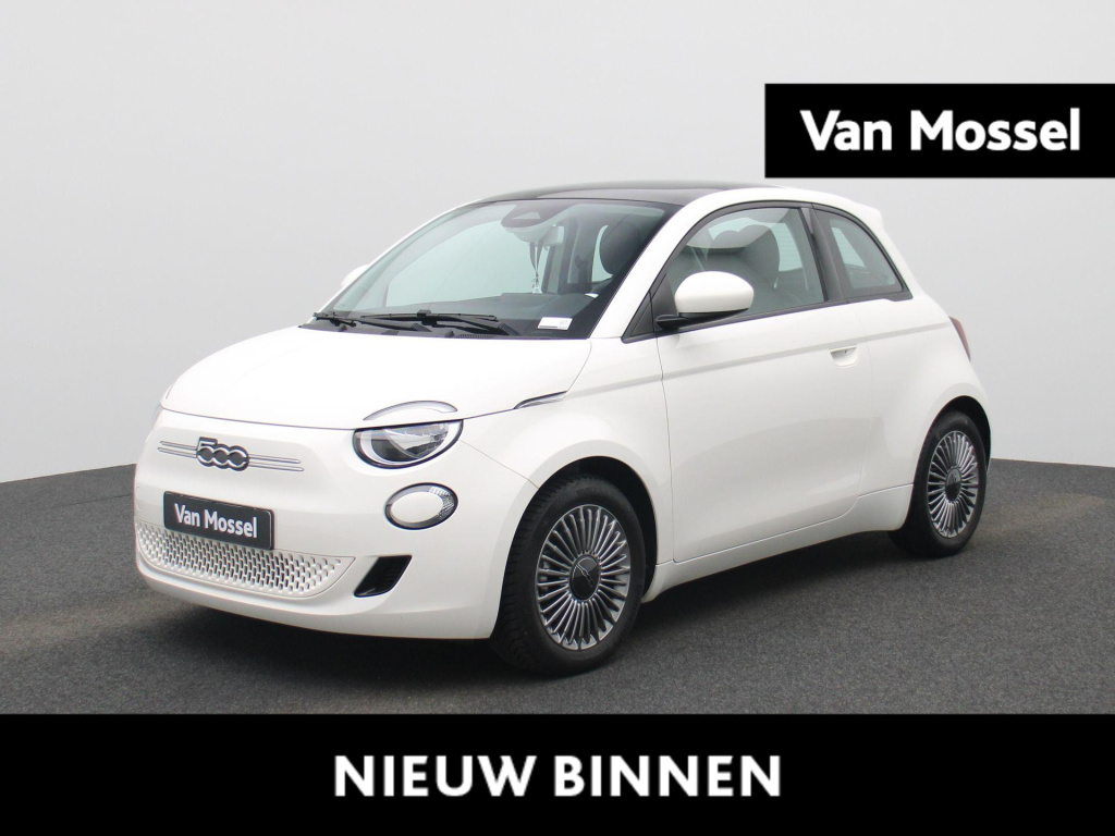 Fiat 500e icon 42 kwh | panoramadak | apple carplay / android auto | climate control | stoelverwarming | camera | cruise control | navigatie | bluetooth | lichtmetalen velgen |