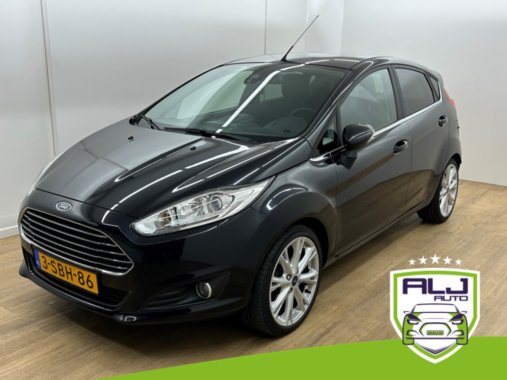 Ford Fiesta occasion 1.0 ecoboost titanium | zwart | tweedehands ford fiesta | airco | cruisecontrol | bluetooth audio